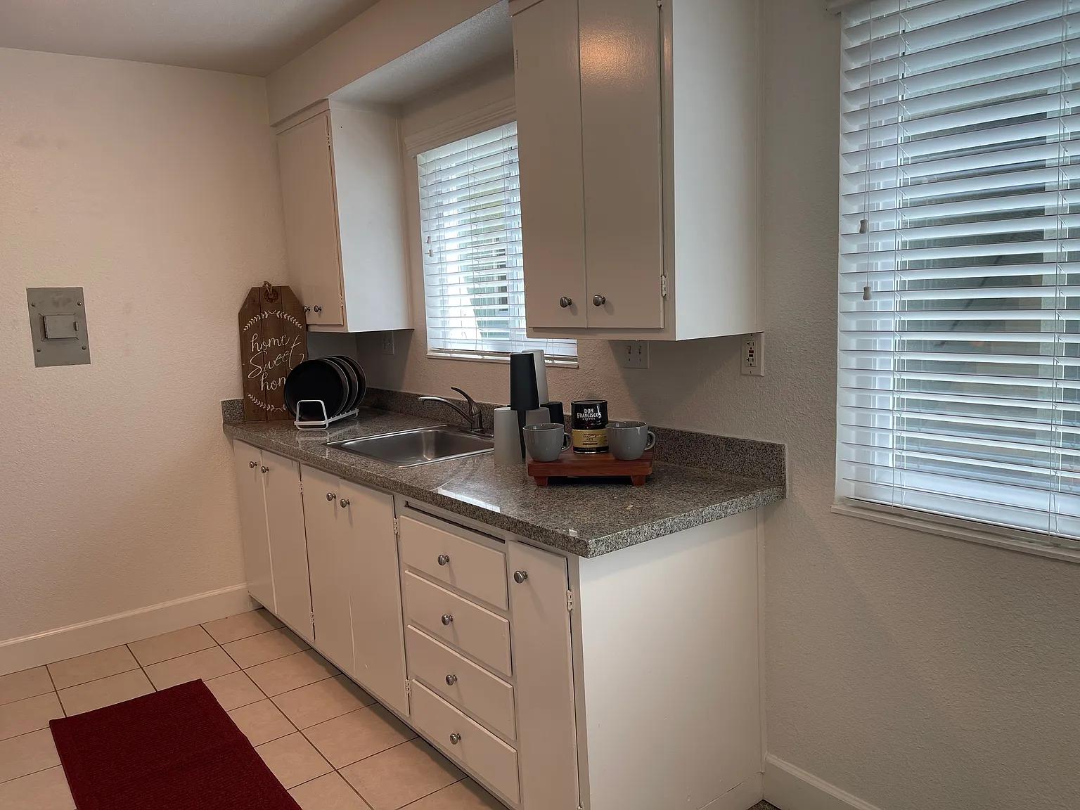 1580 Hollenbeck Ave — Photo 2