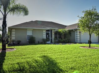 2415 SW Madiera St, Port Saint Lucie, FL 34953