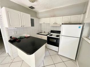 731 SW 14th Ave #1-4, Fort Lauderdale, FL 33312