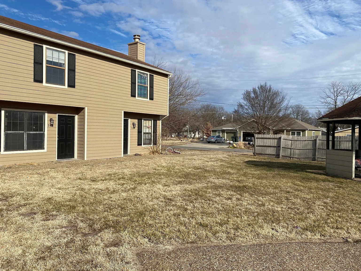 2 bed, 700 sqft, $850 — Photo 3