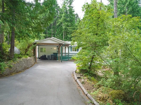 70 N Dow Mountain Drive, Hoodsport, WA 98548