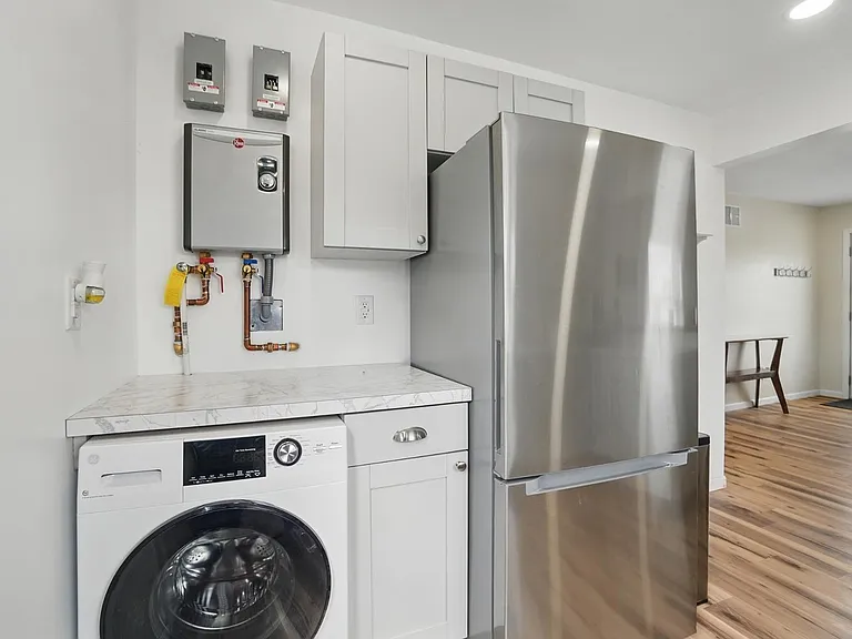 5421 Alger Dr — Photo 21