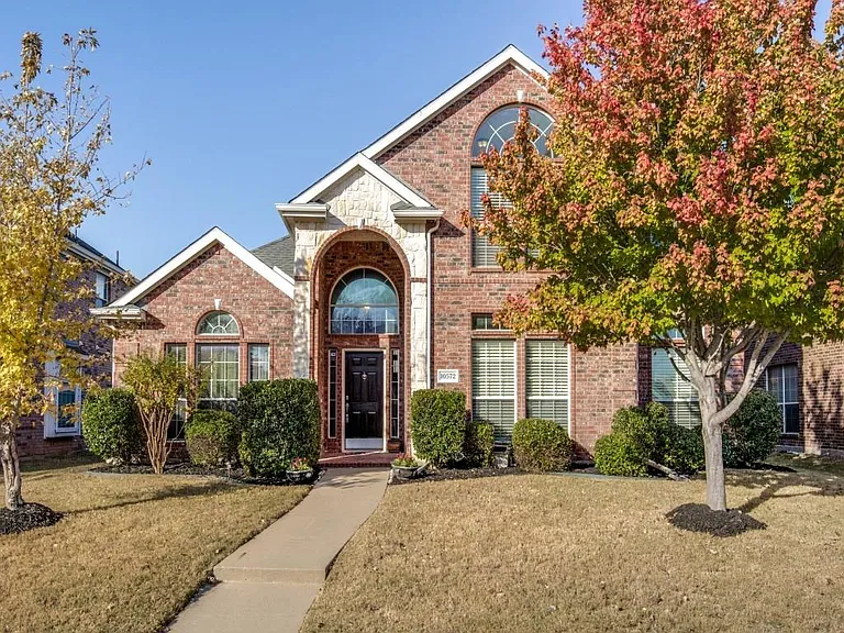 10572 Coach House Ln — Photo 16