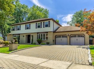 8 Kimberly Ct, Springfield, NJ 07081