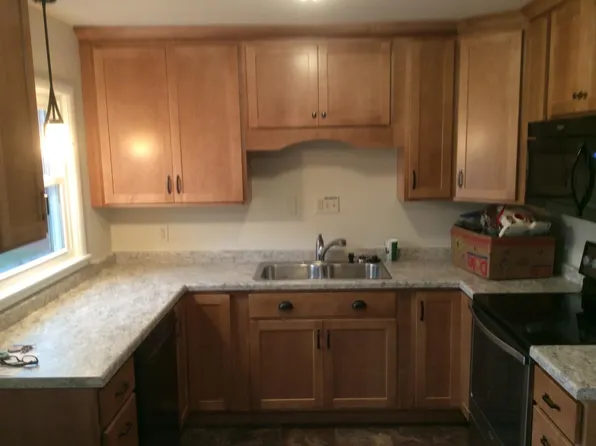 624 19th Ave S, Grand Forks, ND 58201