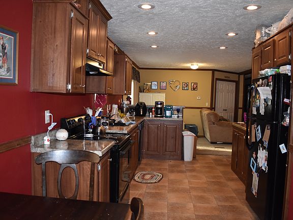 Lots of cabinets