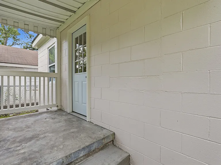 1025 Elliott Ave — Photo 28