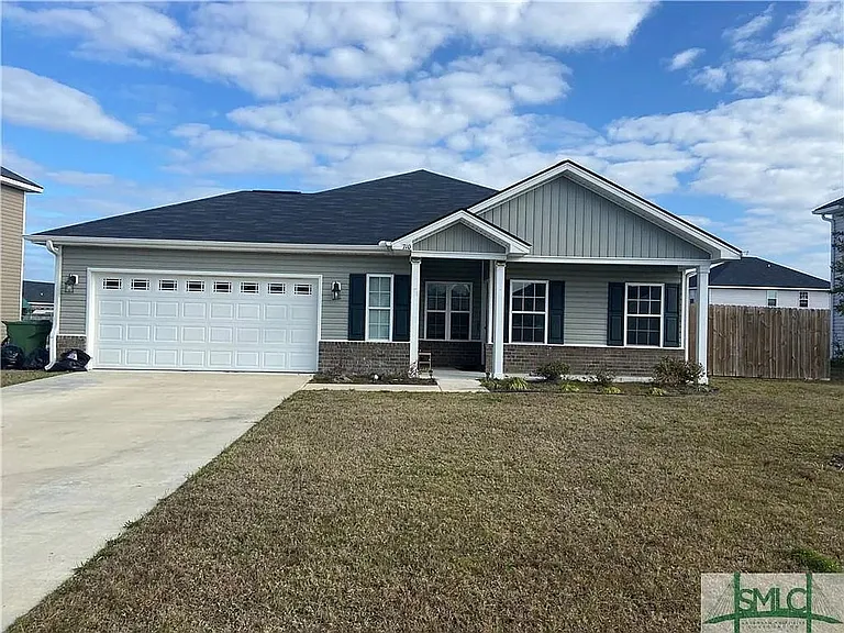 710 Burke Dr — Photo 1