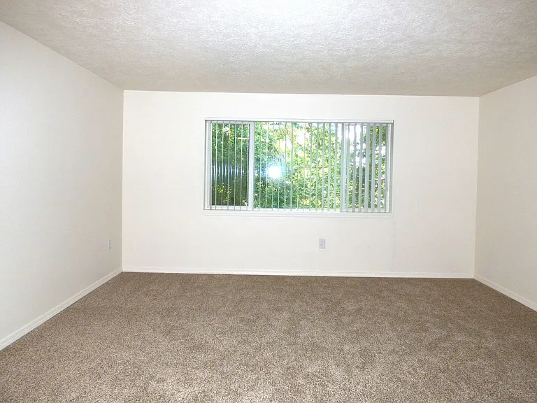 124 Stafford Ln NE #203 — Photo 41