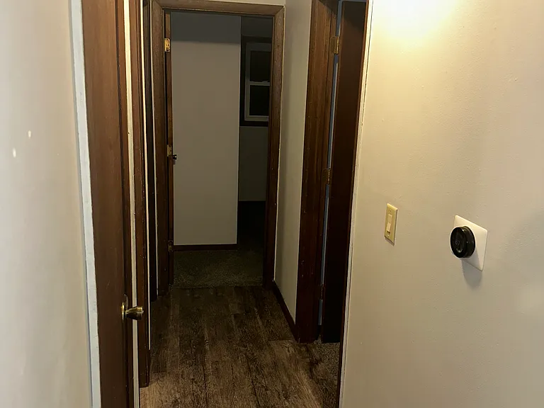 1765 Valley Dr — Photo 4
