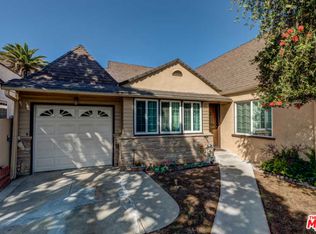 10801 Sarah St, North Hollywood, CA 91602