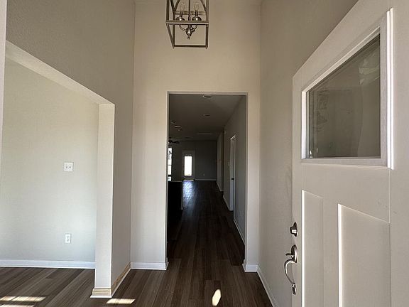 5th image of 1036 Shelby Dr