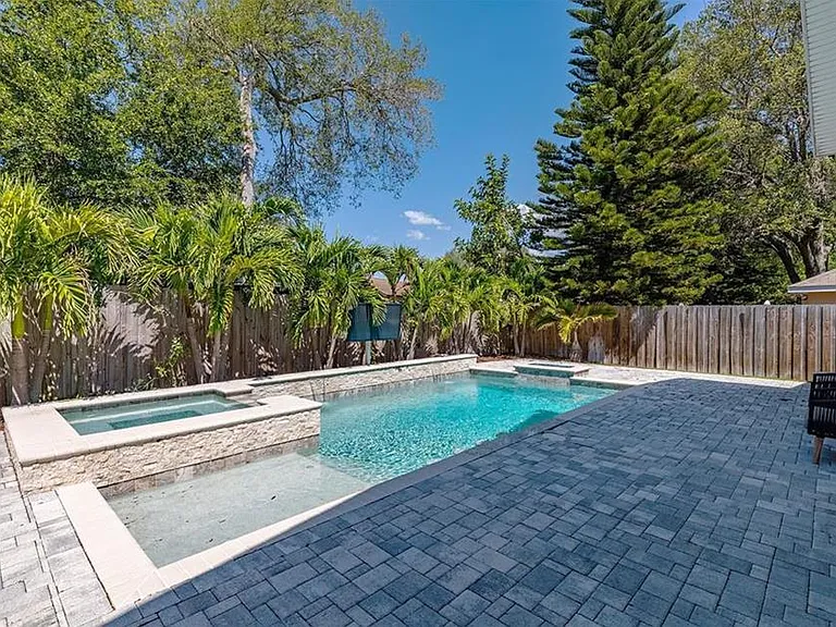 6717 S Dauphin Ave — Photo 11