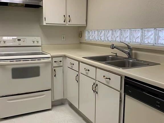 4th image of 6831 Greenway Chase St #6831