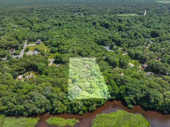 57 Red Brook Road, East Falmouth, MA 02536