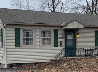 2306 W Kellogg Ave, Peoria, IL