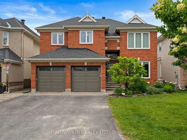 11 Bracewood Way, Ottawa, ON K2J 4Y3