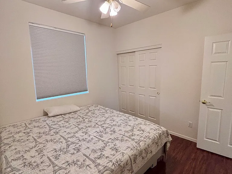 5606 W Saint Anne Ave — Photo 24