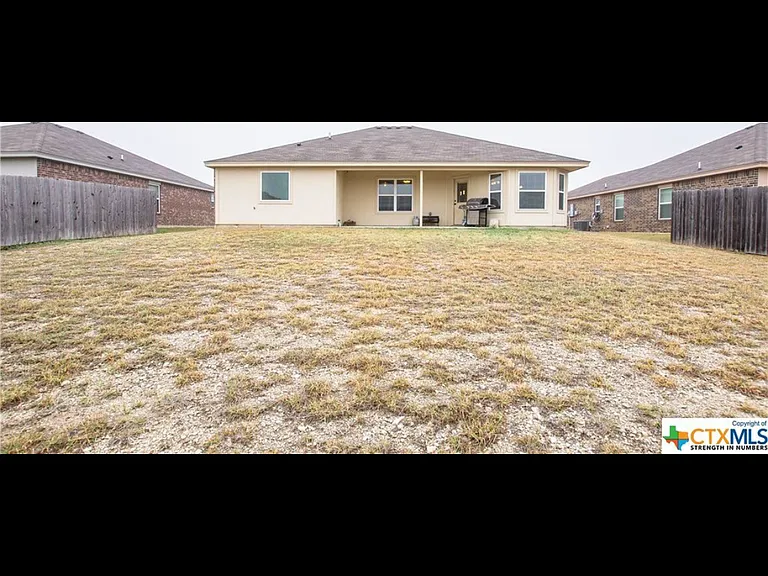 6806 Black Springs Dr — Photo 19