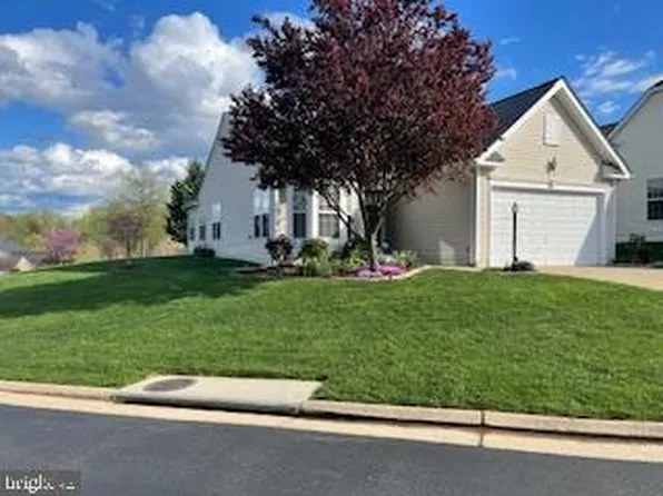 3995 Melting Snow Pl, Dumfries, VA 22025