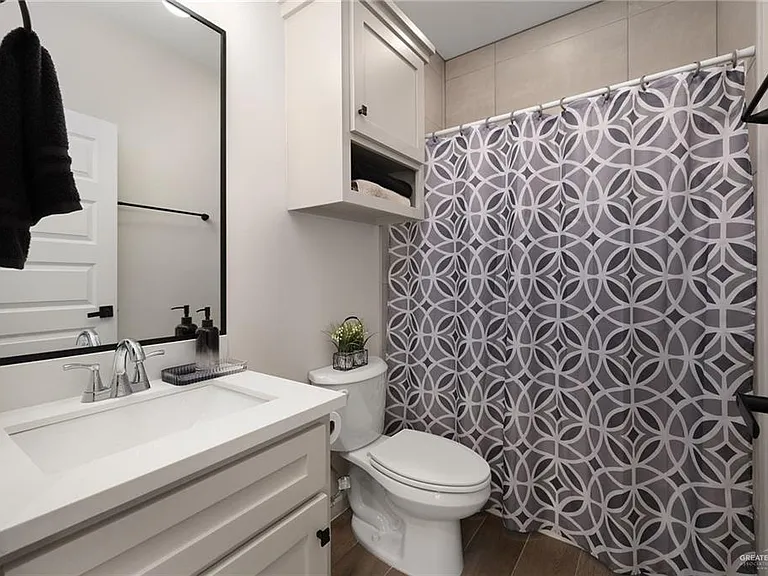 3508 E Diamond Head Ave — Photo 12
