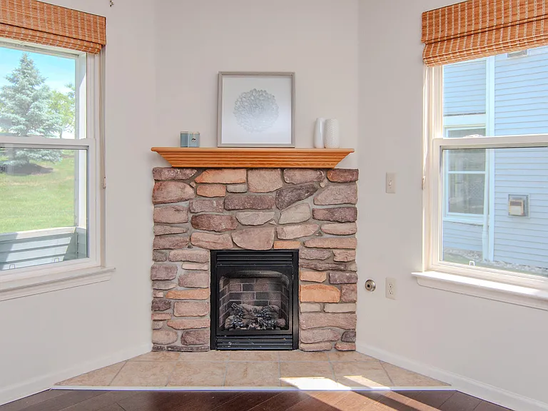 1704 Weatherstone Dr — Photo 11