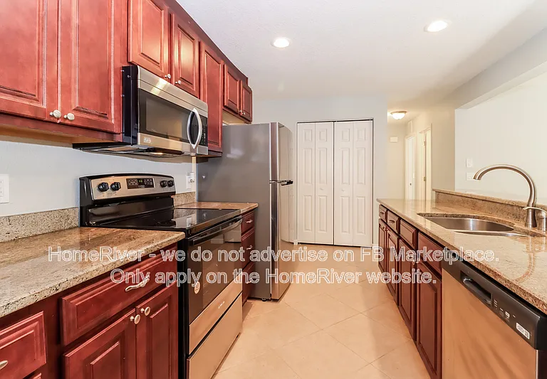8006 Fawnridge Cir — Photo 5