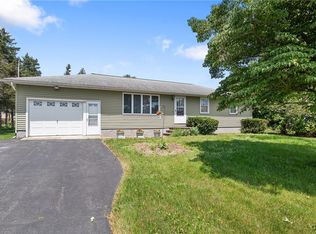 679 Maple Dr, Kirkville, NY 13082