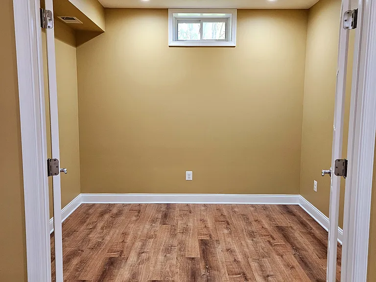10801 Valley Falls Ct — Photo 5