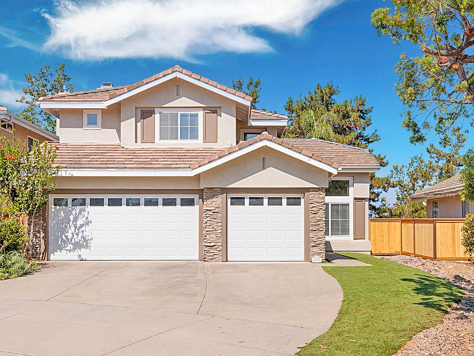 1st image of 1039 Honeysuckle Dr