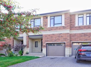 115 Watchhorn Grv, Ottawa, ON K1V 2N3