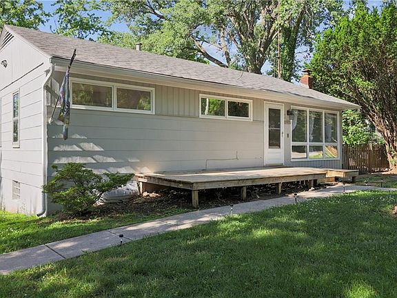 3rd image of 6905 E 69th St