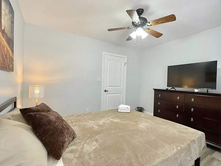 5781 W Geronimo St — Photo 9