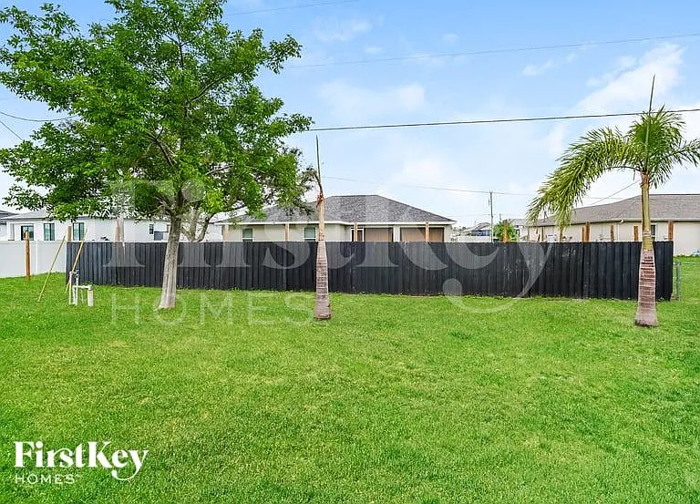 3032 NW 6th Ave — Photo 14