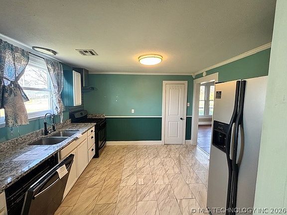 4th image of 200 Indian Ave