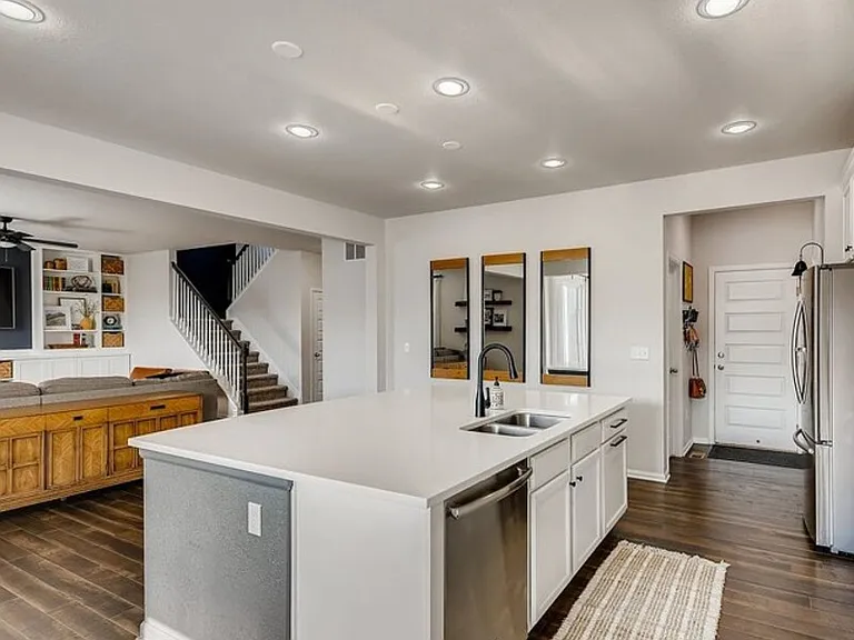 6572 Empire Ave — Photo 6
