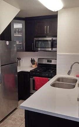 5th image of 5525 Canoga Ave APT 310