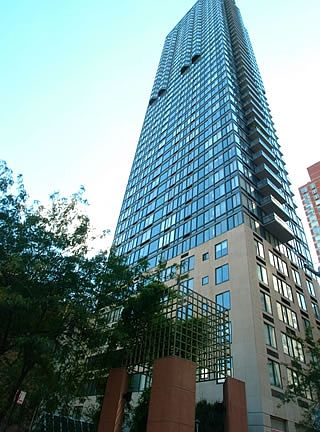 5th image of 300 E 93rd St APT 26B