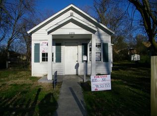 2248 N Lyon Ave, Springfield, MO 65803