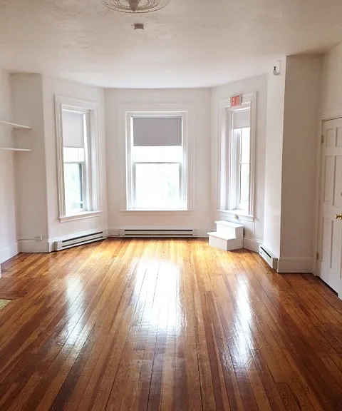 1077 Beacon St #2 — Photo 6