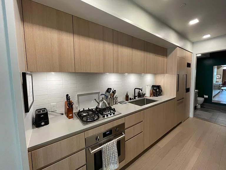 950 Tennessee St #103 — Photo 2