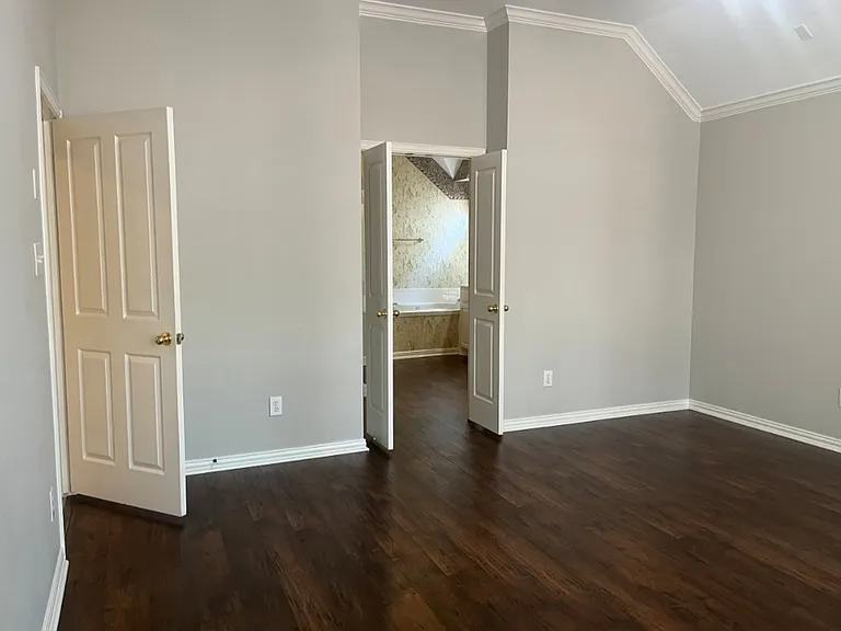 2702 View Mdw — Photo 42