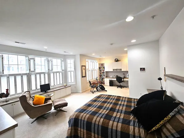 4109 Pointe Gate Dr #4109, Livingston, NJ 07039