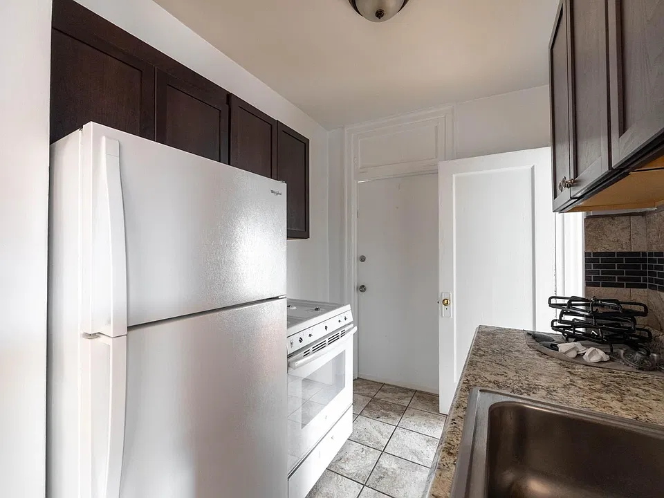 1371 W Estes Ave #3D