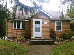 39170 N Holdridge Ave, Beach Park, IL 60099