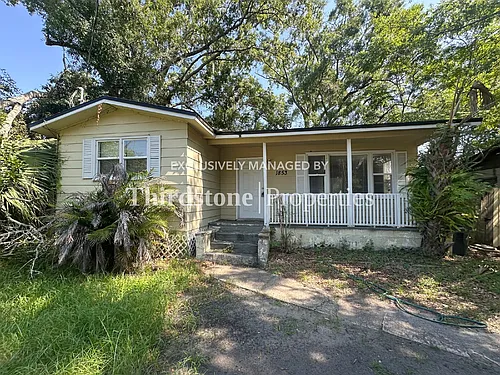 1853 W 6th St Photo 1