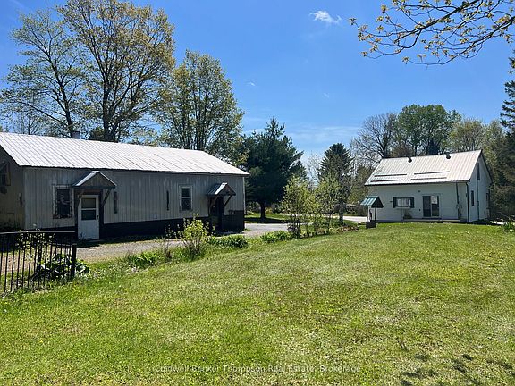 4th image of 37 Eagle Lake Rd