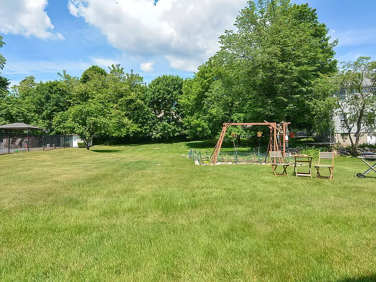 2 Mary Helen Way — Photo 12