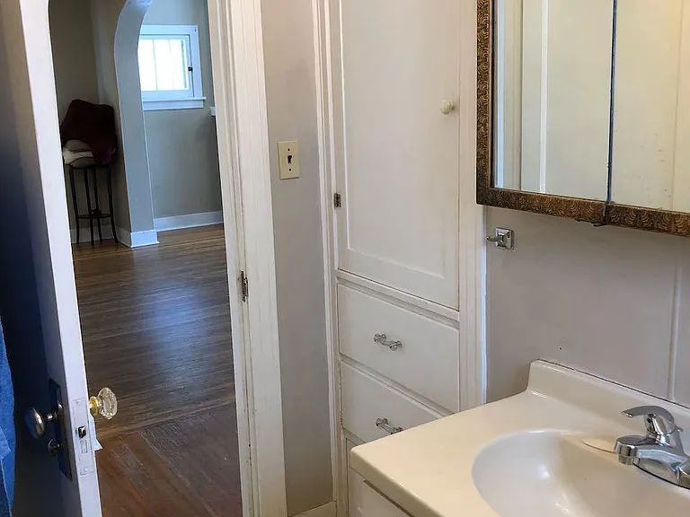 1830 S Glenrose Rd — Photo 13