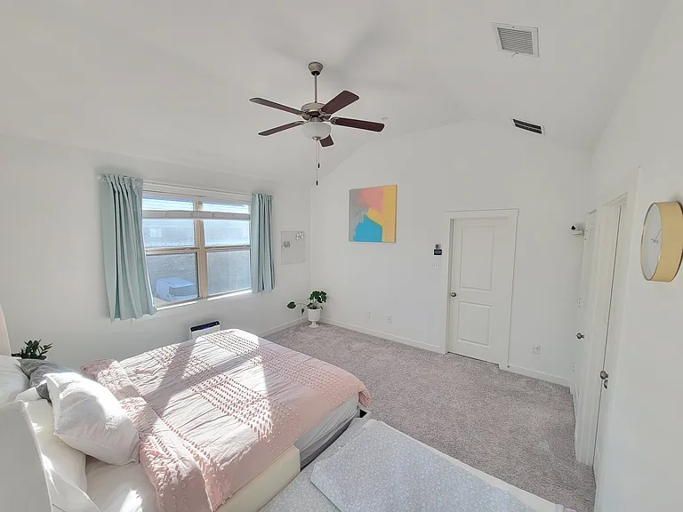 3913 Crown Ave — Photo 14